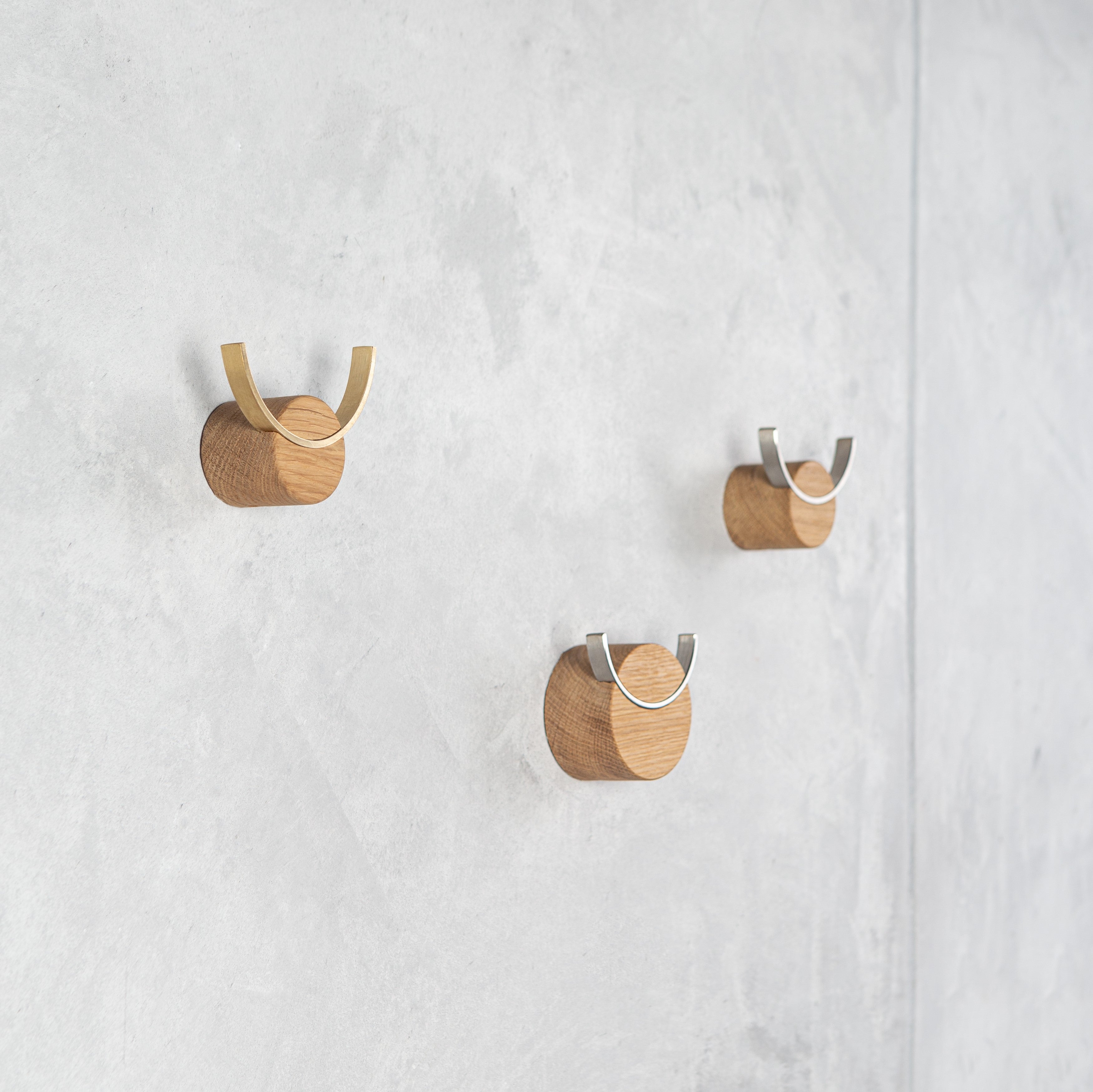 Wall Hook DEER – Oak Wood & Brass Coat Hook